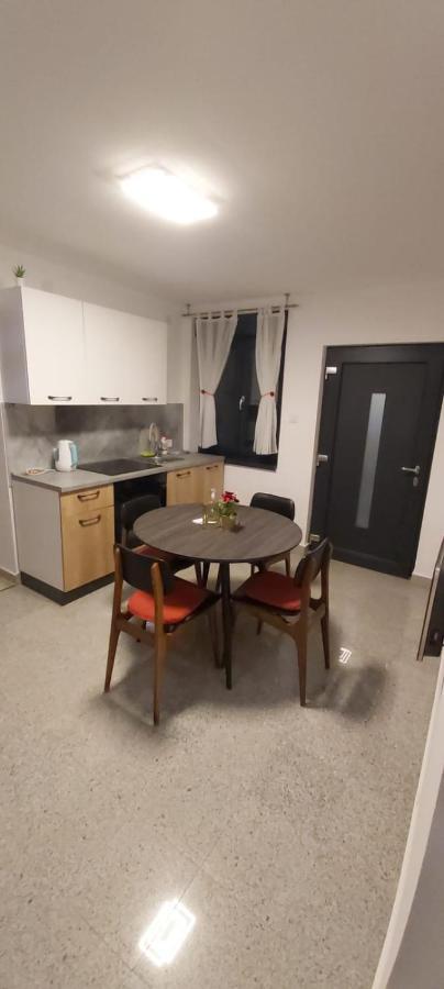 Apartman Dabrovic Novska Luaran gambar